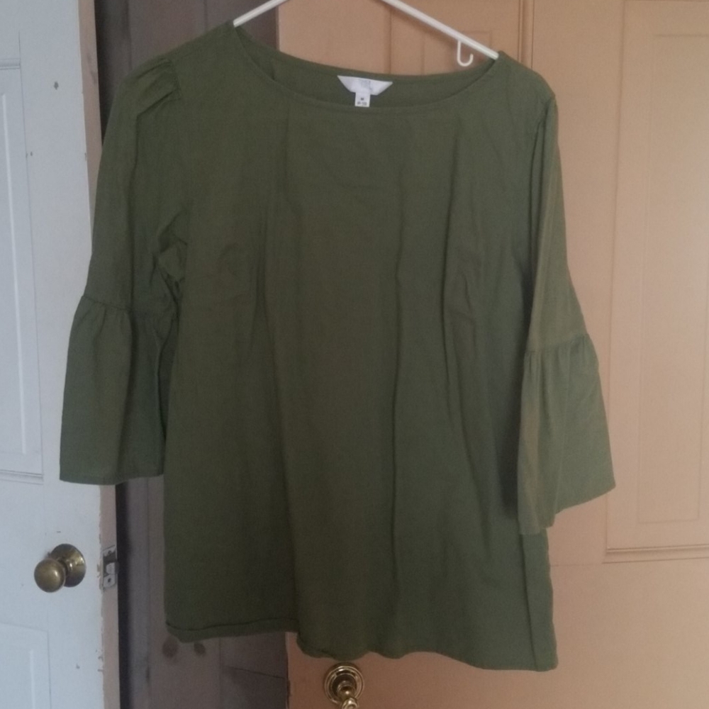 NWOT Olive Green Shirt M ❤